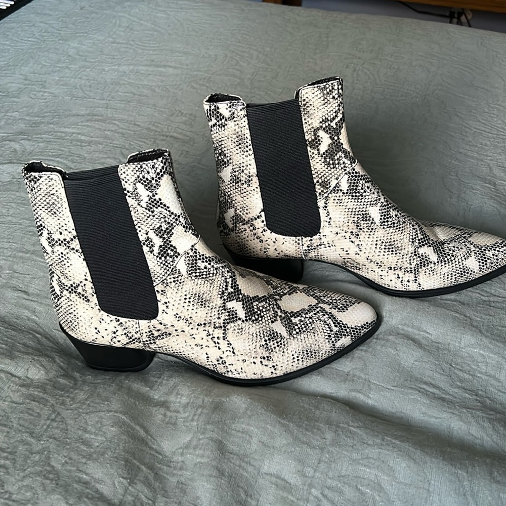 Vagabond boots